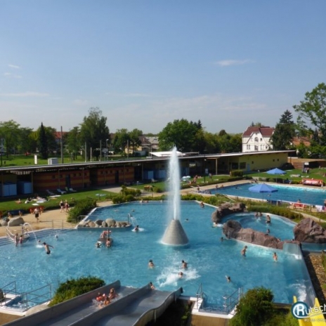 Schwimmbadanlage - Ettlingen Albgaubad
